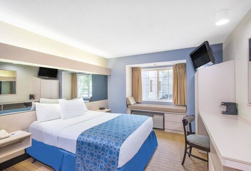 Номер Стандарт Адаптированный для Инвалидов, Microtel Inn & Suites By Wyndham Seneca Falls
