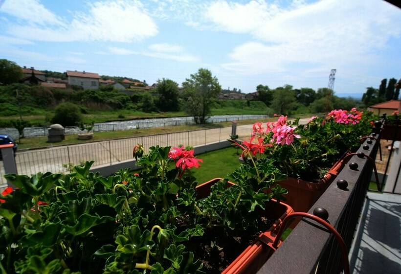 Классический Номер, Katerina Guest House