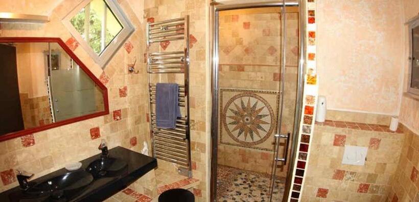 Трехместный Номер Комфорт, Chambres Et Table D Hôtes La Combette
