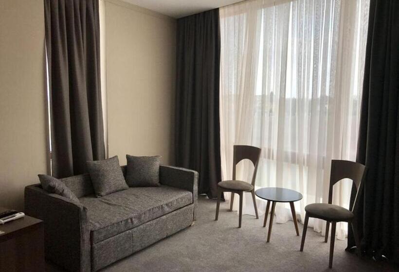 Семейный Номер, Wellotel Chornomorsk