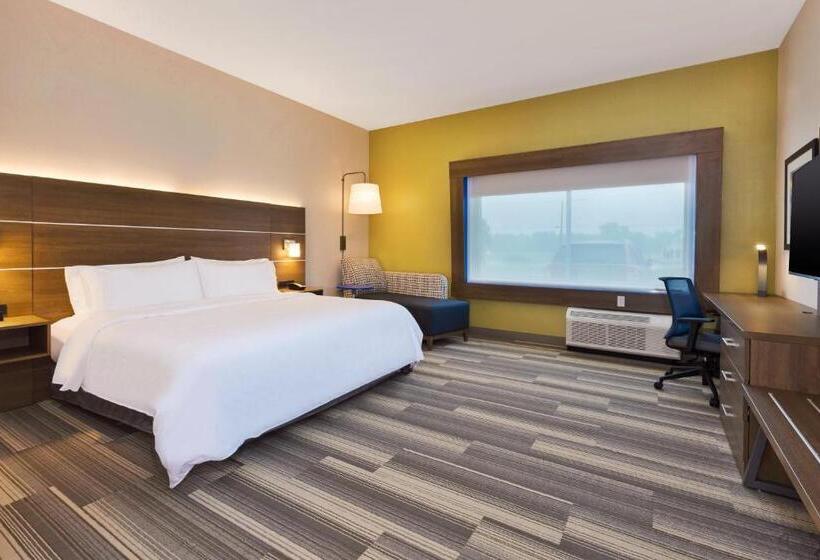 Стандартный Номер Кровать Кинг, Holiday Inn Express & Suites   Milan   Sandusky Area, An Ihg