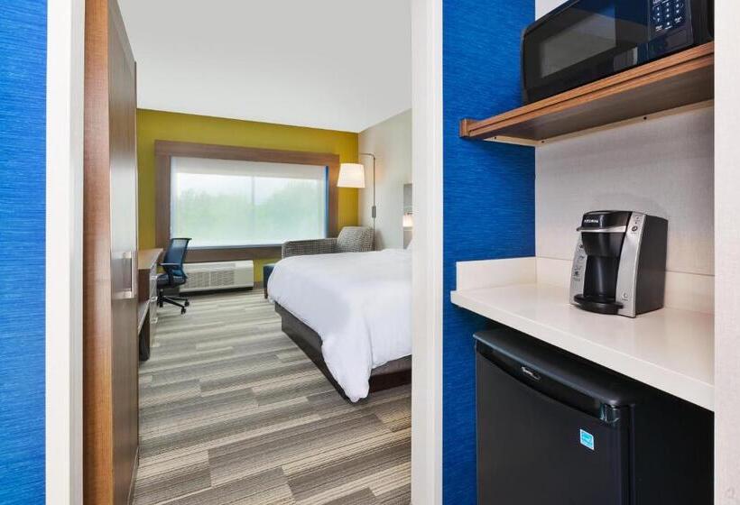 غرفة قياسية سرير كينج لذوى الإحتياجات الخاصة, Holiday Inn Express & Suites   Milan   Sandusky Area, An Ihg