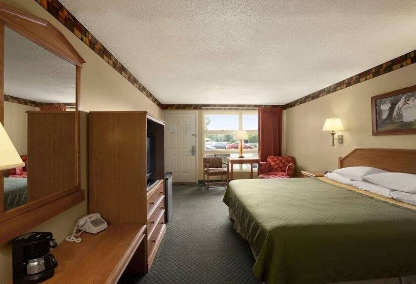 Номер Стандарт Двуспальная Кровать, Super 8 By Wyndham Lake George/downtown