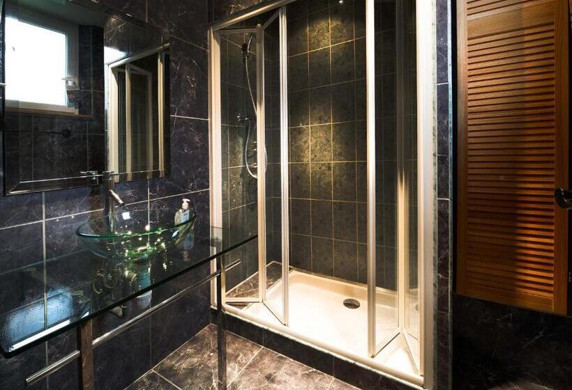 آپارتمان 1 خوابه با تراس, Chambres D Hôtes & Gîtes La Paysanne
