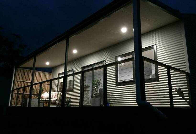 침실 2개 주택, Manna Hill Farm