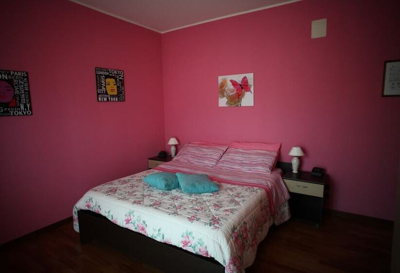 Номер Стандарт с Балконом, B&b Mariposa