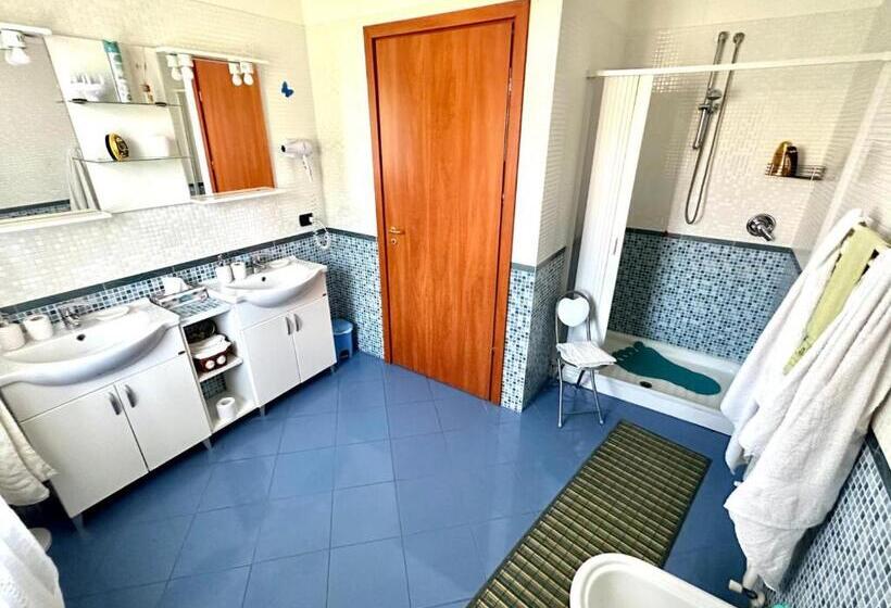Классический Номер, B&b Mariposa