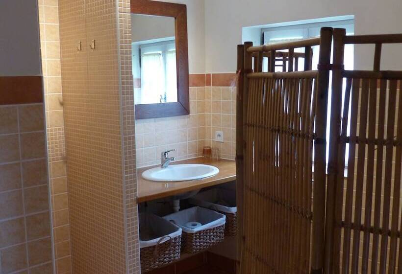 Номер Стандарт с Террасой, Chambres D'hôtes Les Boudines