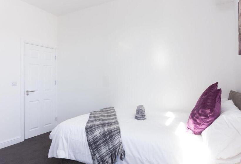 Номер Стандарт, Townhouse @ 76 Clare Street Stoke