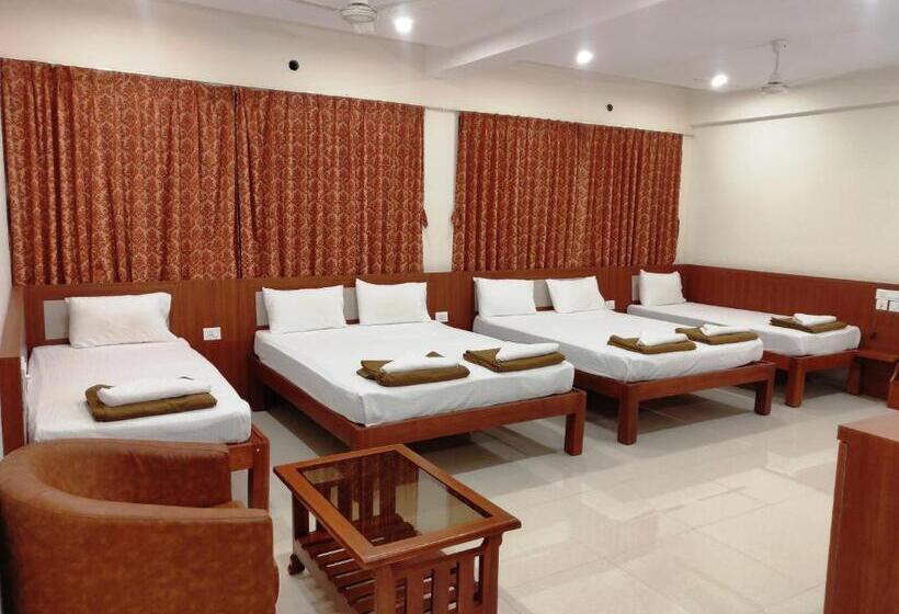 家庭间, Bhramari Nest
