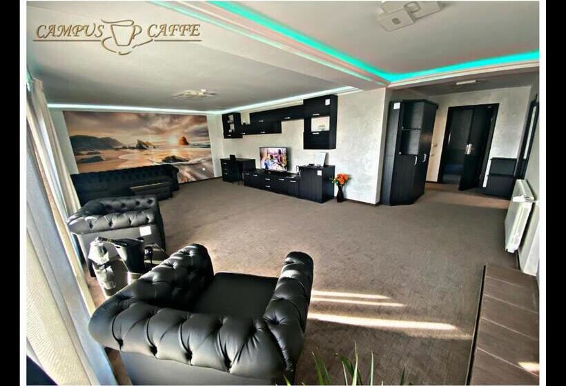 1 Bedroom Penthouse Apartment, Campus Caffe Mansion