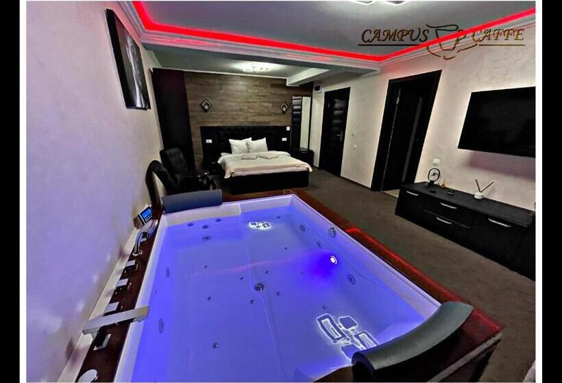 اتاق استاندارد با تخت بزرگ, Campus Caffe Mansion