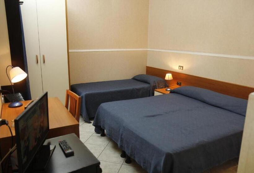 Трехместный Номер Базовый, B&b Marina