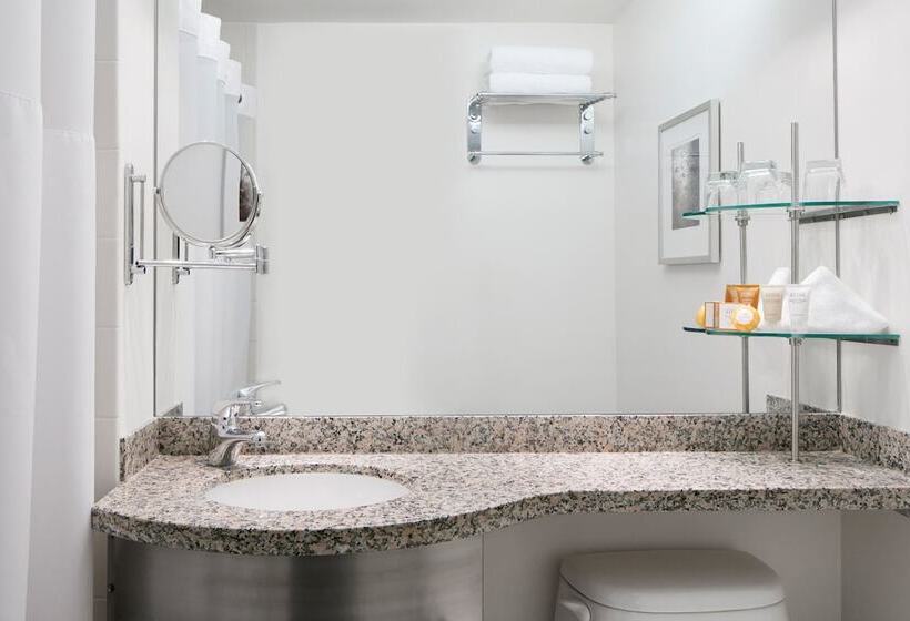 Номер Стандарт, Club Quarters Hotel Downtown, Houston