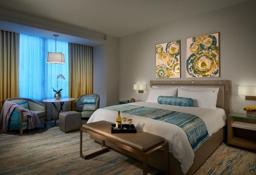 חדר דלוקס נוף בריכה, Seminole Hard Rock Hotel & Casino Hollywood