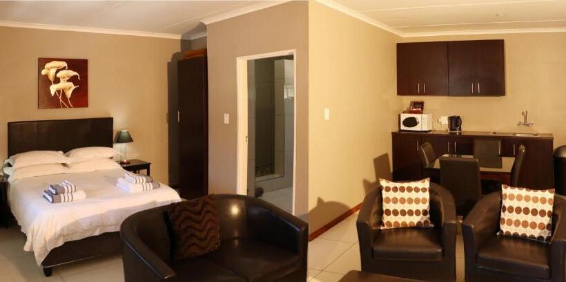 کلبه ییلاقی, Kleinplasie Guesthouse