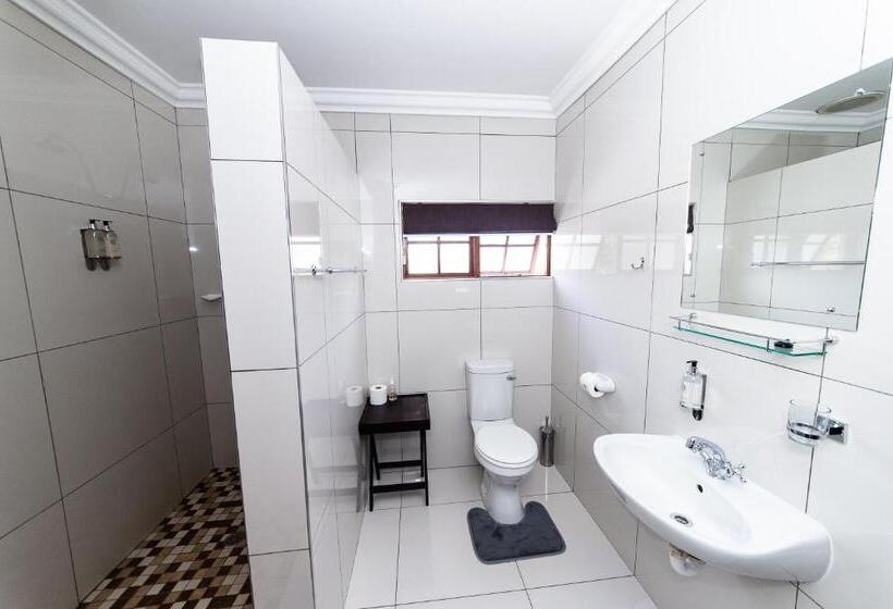 کلبه ییلاقی, Kleinplasie Guesthouse