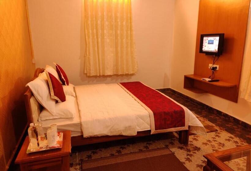 Номер Deluxe, Kstdc Hotel Mayura Gerusoppa, Jogfalls