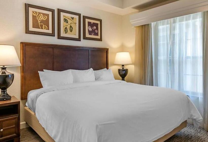 Люкс 2 Спальни, Bluegreen Vacations Grande Villas At World Golf Village