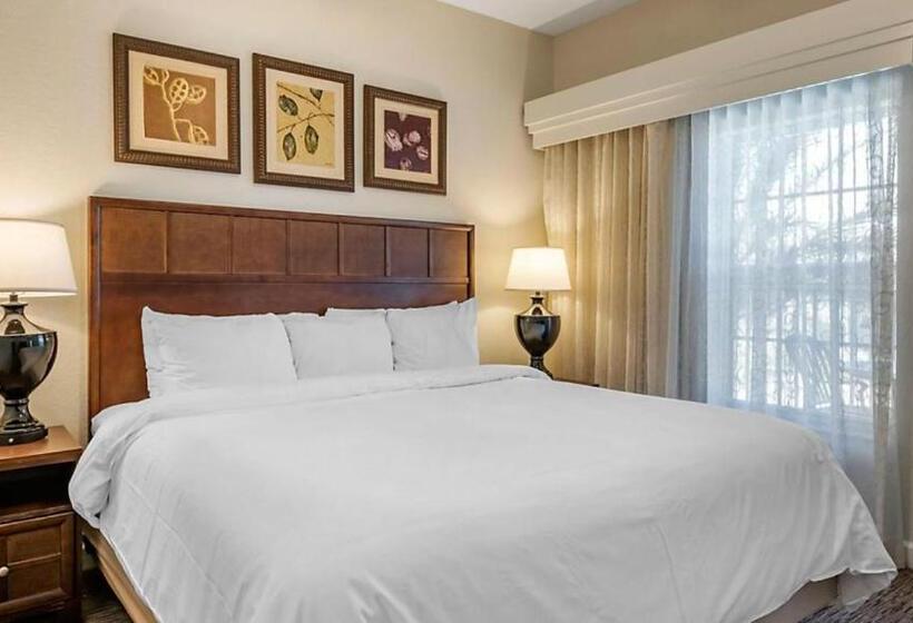 Люкс 2 Спальни, Bluegreen Vacations Grande Villas At World Golf Village