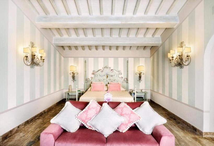 سوییت جونیور, Il Falconiere Relais & Spa