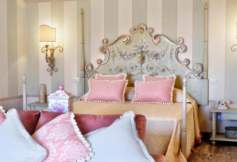سوییت جونیور, Il Falconiere Relais & Spa