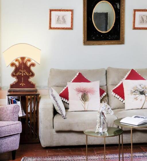 سوییت, Il Falconiere Relais & Spa