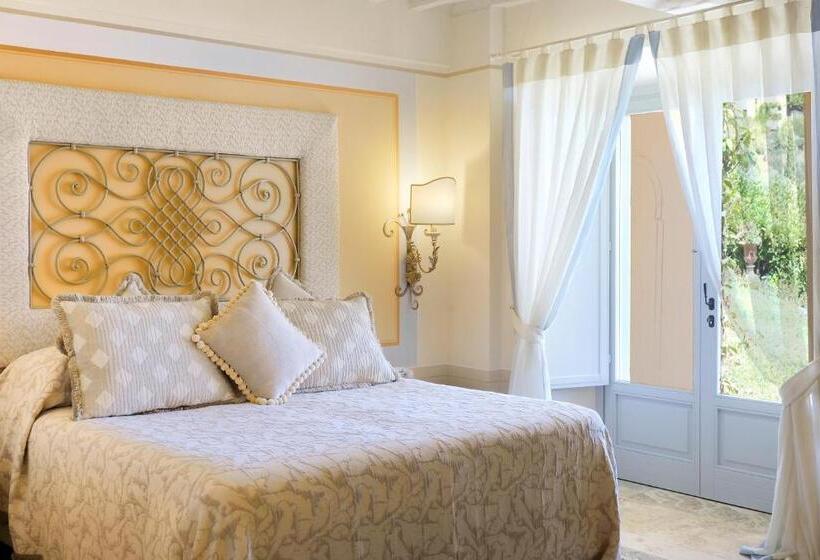 اتاق لوکس, Il Falconiere Relais & Spa