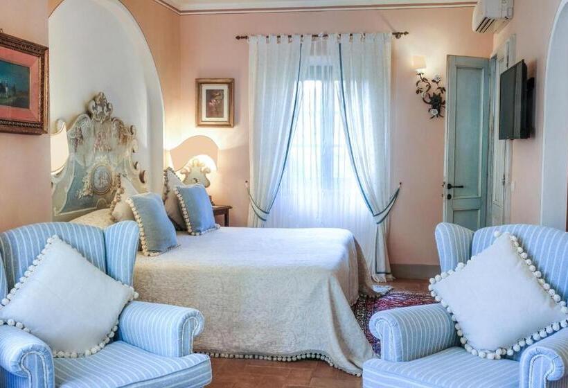 سوییت جونیور, Il Falconiere Relais & Spa