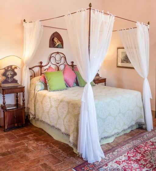 سوییت جونیور, Il Falconiere Relais & Spa