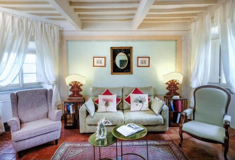 سوییت, Il Falconiere Relais & Spa