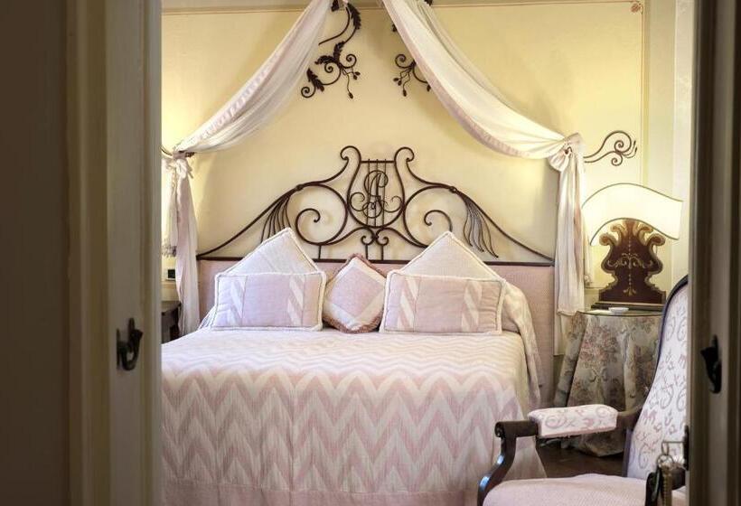 اتاق لوکس, Il Falconiere Relais & Spa