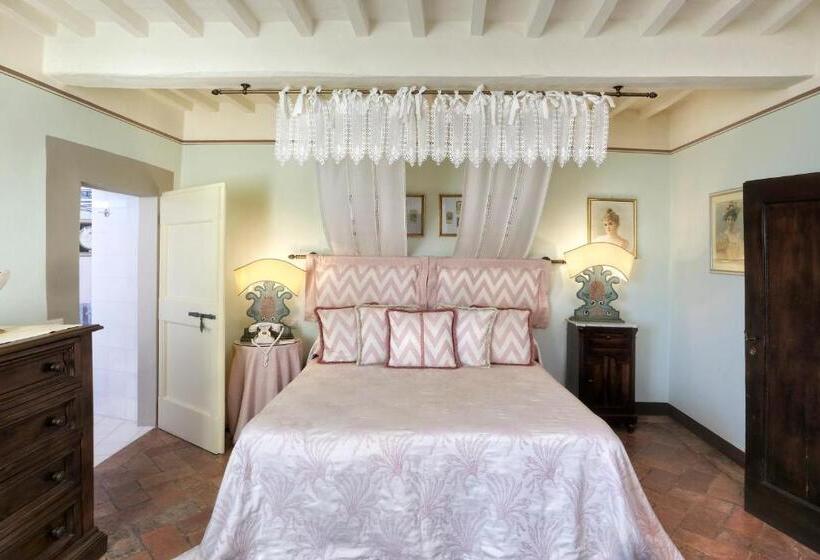اتاق لوکس, Il Falconiere Relais & Spa