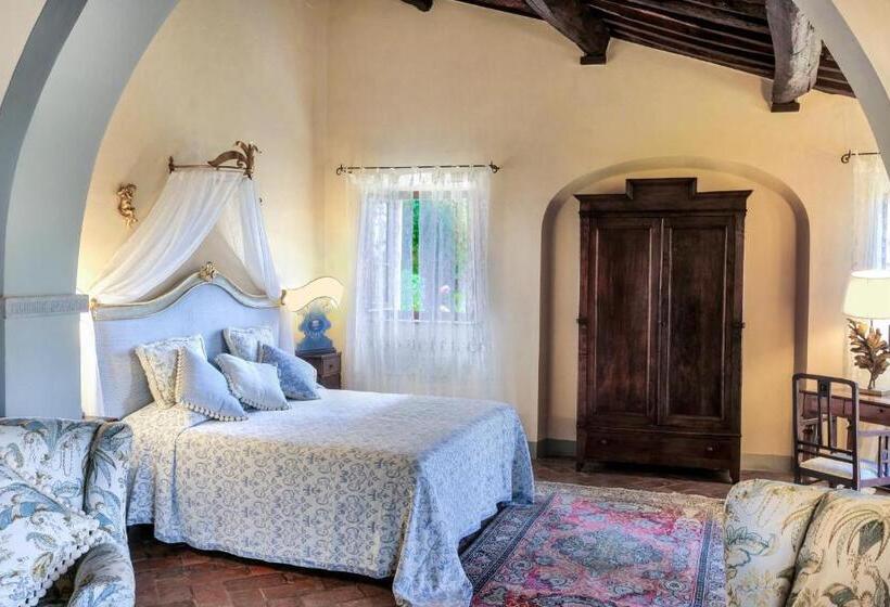 سوییت جونیور, Il Falconiere Relais & Spa