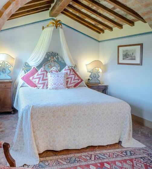 سوییت, Il Falconiere Relais & Spa