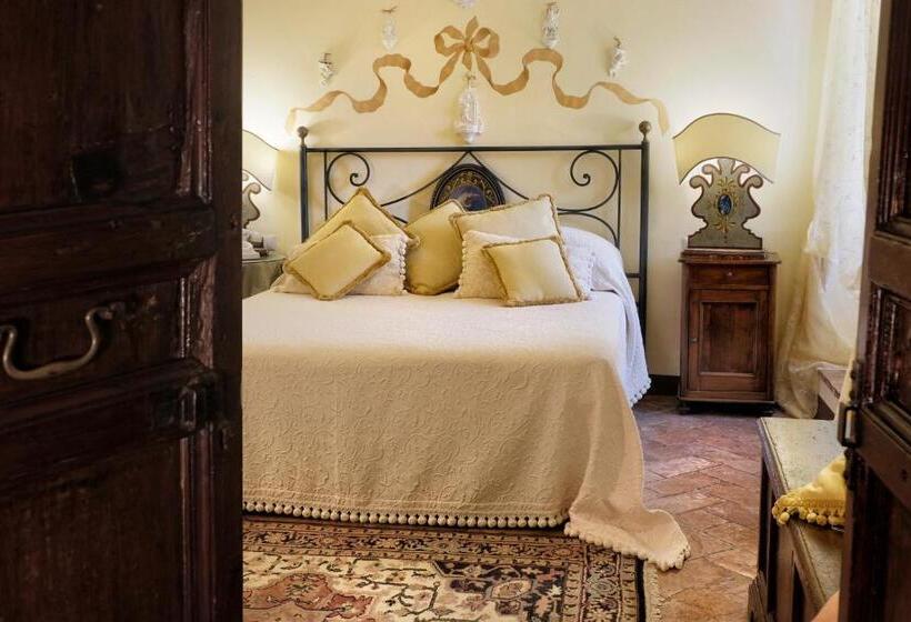 سوییت, Il Falconiere Relais & Spa