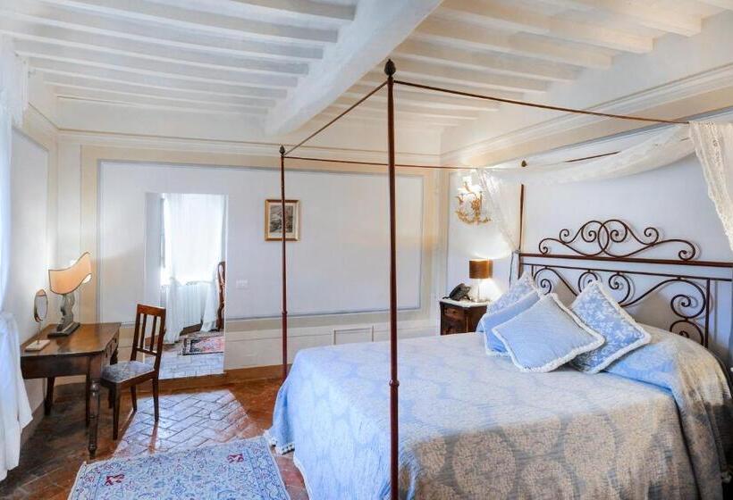 سوییت, Il Falconiere Relais & Spa