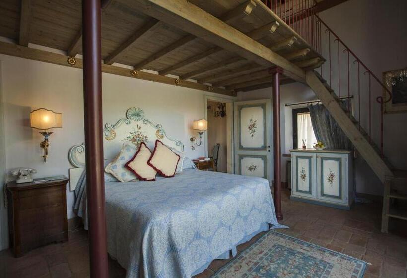 سوئیت با بالکن, Il Falconiere Relais & Spa