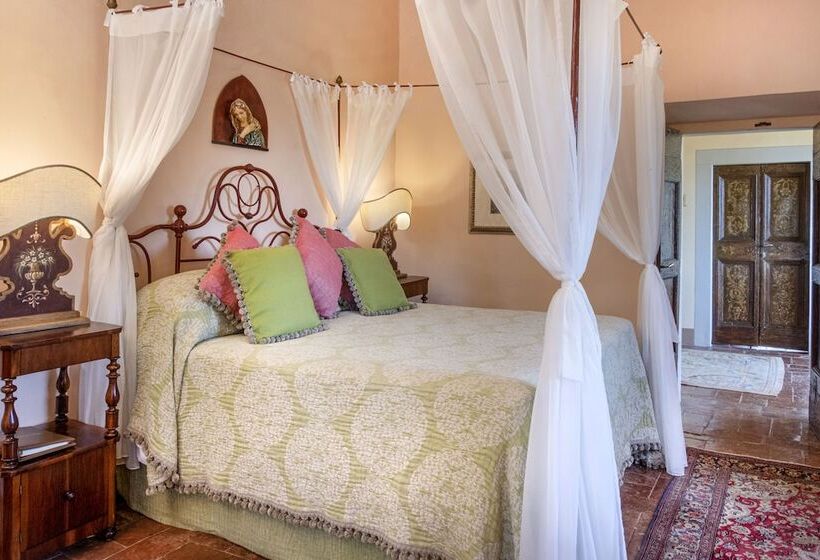سوییت جونیور, Il Falconiere Relais & Spa