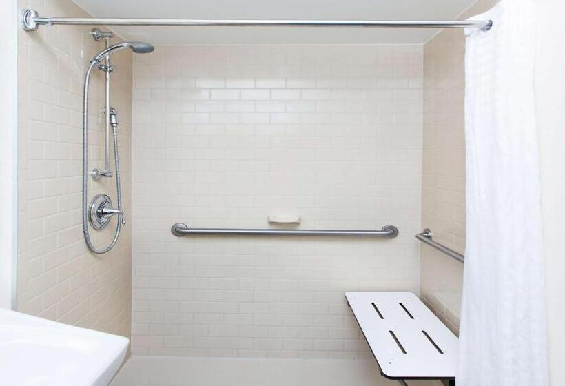 Люкс, Sonesta Simply Suites Plano Frisco