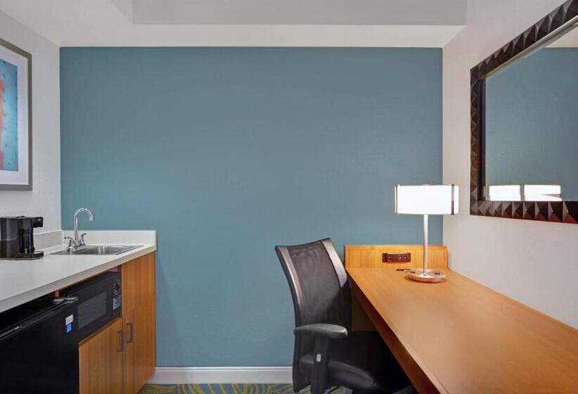 スイート, Springhill Suites Jacksonville