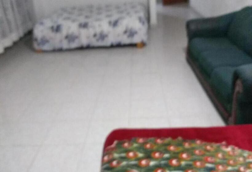 ファミリールーム, Room In Guest Room   Lodging And Camping The Island
