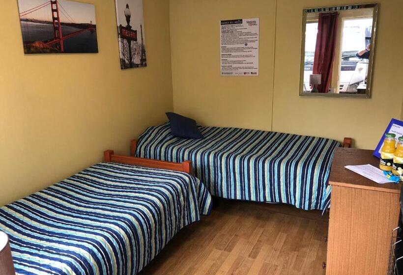 اتاق استاندارد, Hostal Radal Molina
