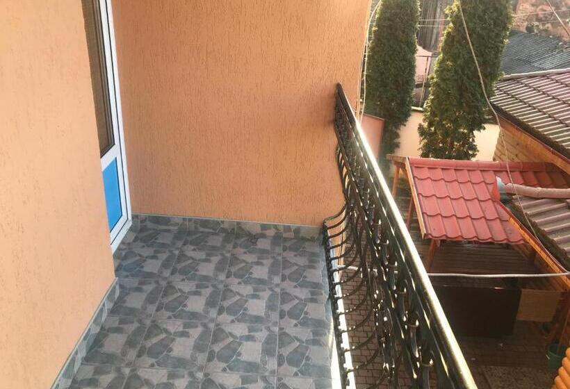 Номер Стандарт с Балконом, Domino