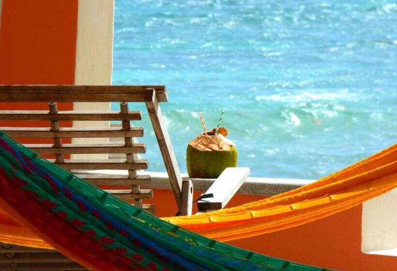 スタンダードバンガロー, Mayan Beach Garden