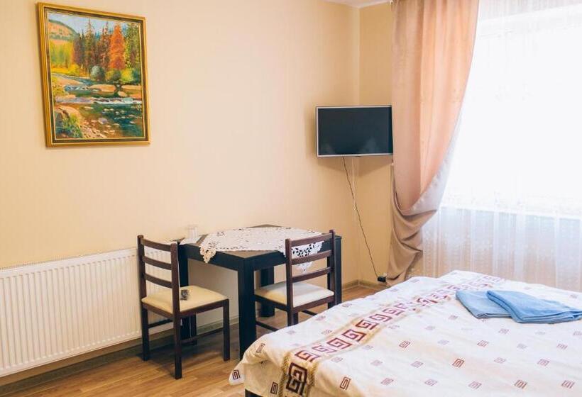Номер Deluxe, Berizka