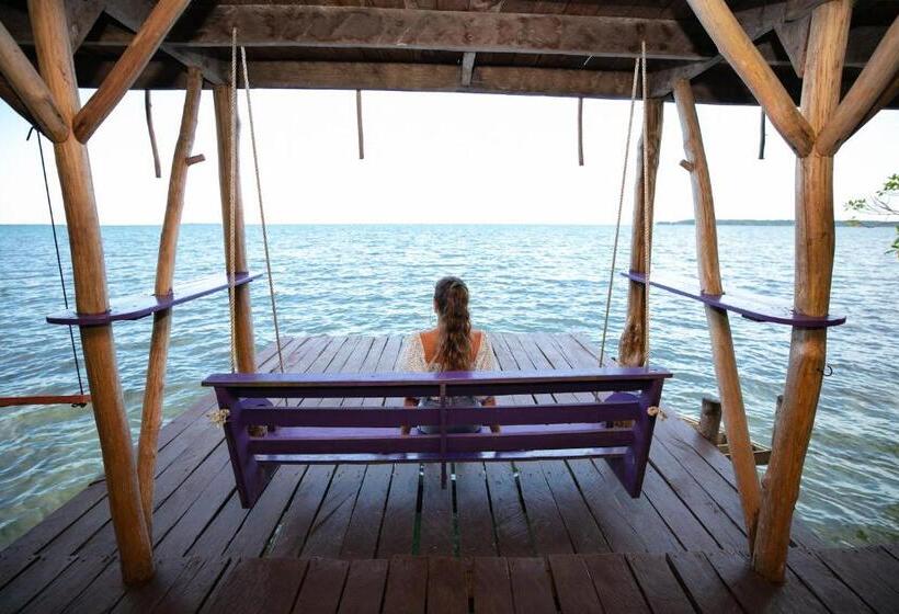Бунгало Семейное Вид на Море, Urraca Monkey Island Eco Resort
