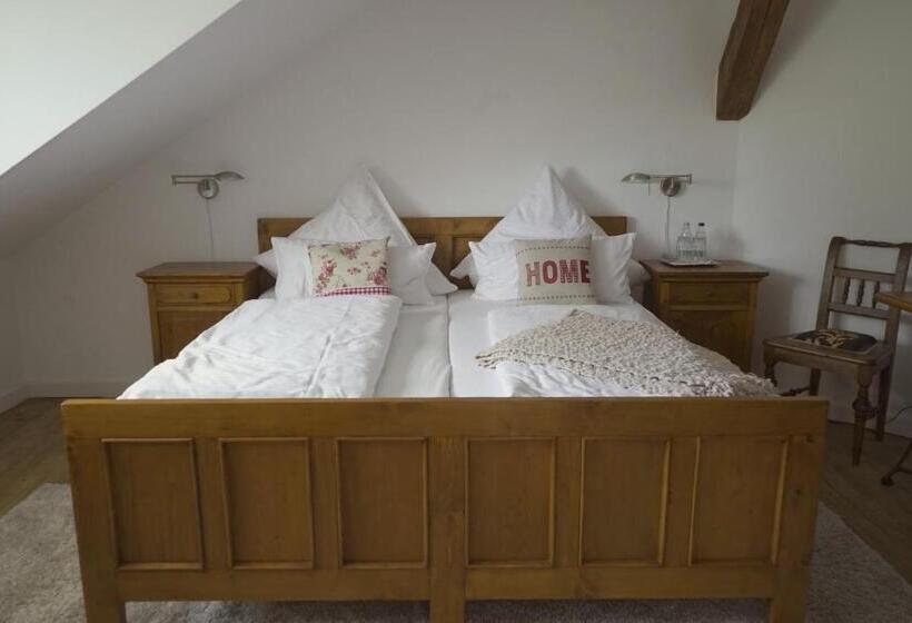 Номер Стандарт Вид на Сад, Boutique Hotel Le Baron