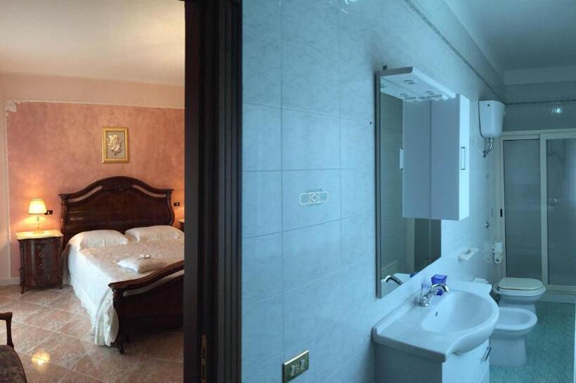 Номер Deluxe с Балконом, B&b Castello Michelina