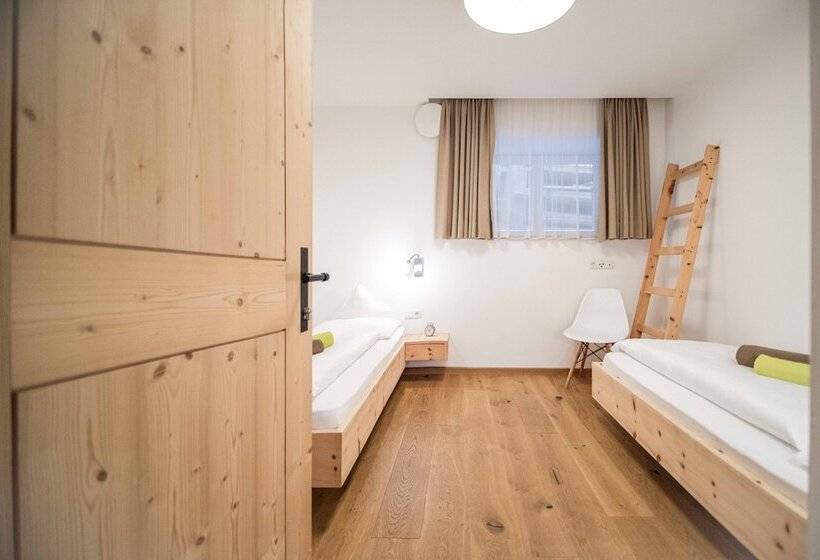 Апартаменты Comfort 2 Спальни, Haus Urban
